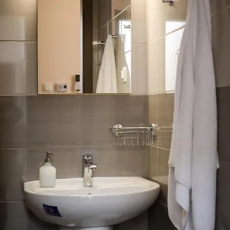 Guest house East Station Deluxe